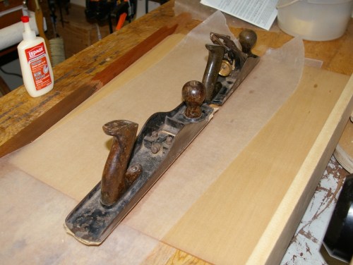 gluing the top plates, with weights